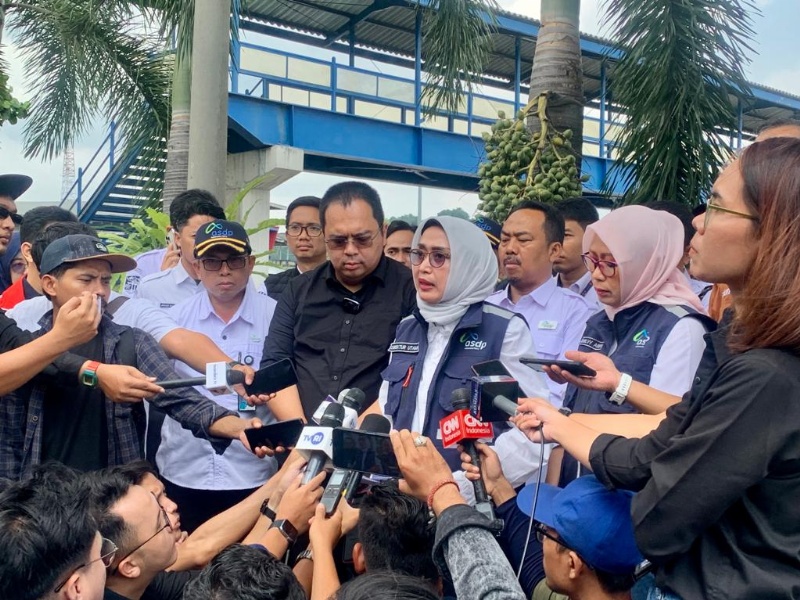 Dirut ASDP Indonesia Ferry Ira Puspadewi di Pelabuhan Merak