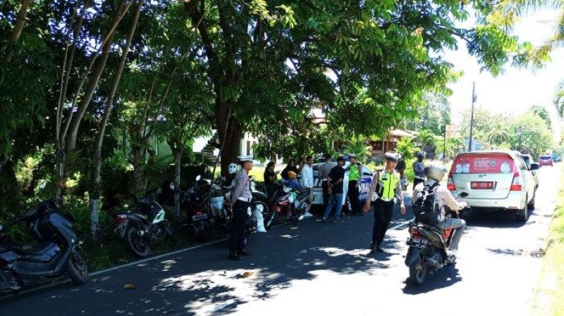 Puluhan pengendara sepeda motor terjaring razia Satuan Lalulintas Polres Minahasa Selatan (Minsel). Foto: istimewa.