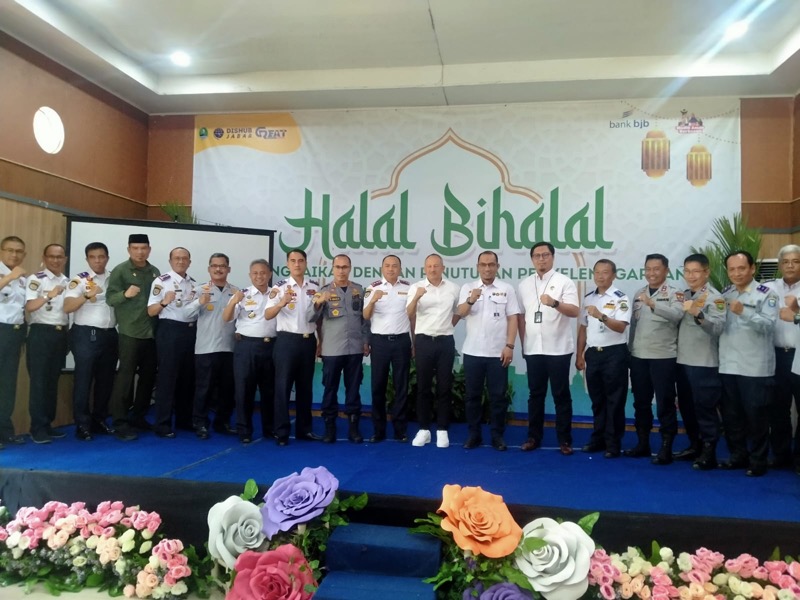 Kepala PT Jasa Raharja Cabang Utama Jawa Barat, Dodi Apriansyah hadiri Halal Bihalal bersama dengan Dinas Perhubungan (Dishub) Provinsi Jawa Barat, BPTD IX Wilayah Jawa Barat, Rabu (3/5/2023).