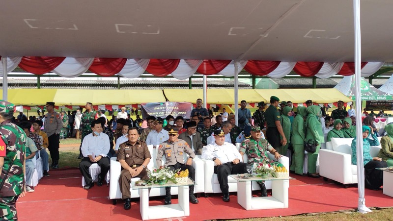 Wakapolres Metro Bekasi Kota AKBP Dhany Aryanda mewakili Kapolres hadiri acara upacara pembukaan TNI Manunggal Masuk Desa (TMMD) Reguler ke-116 Kodim 0507/Bekasi.