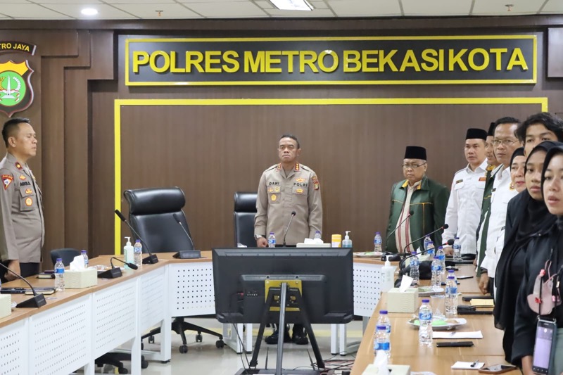 Kapolres Metro Bekasi Kota,  Kombes Pol Dani Hamdani.