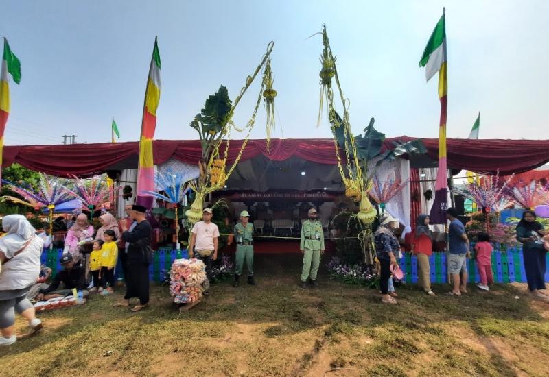 Tenand seni dan budaya di festival Adu Bedug dan Dondang, Mustikajaya, Kota Bekasi pada Ahad (21/5/2022).