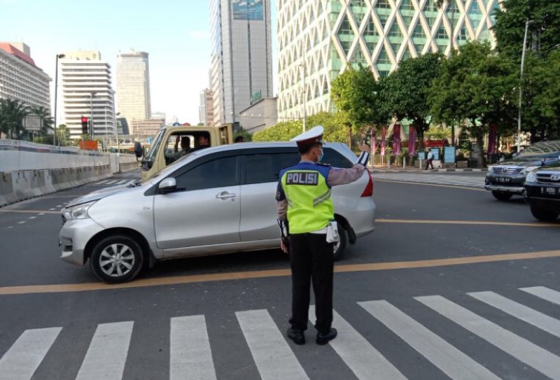 Kondisi arus lalu lintas Jakarta dan sekitarnya pada pagi hari ini terpantau lancar di sejumlah wilayah. Salah satunya dari kawasan Slipi, Palmerah, Jakarta Barat.