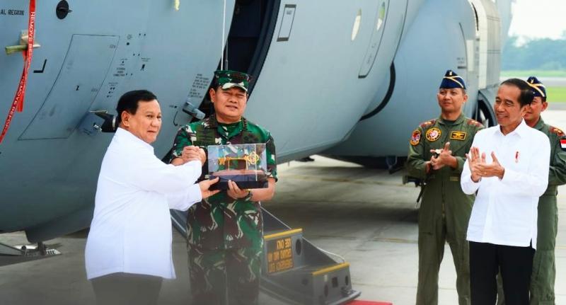 Menteri Pertahanan yang juga Ketua Umum Partai Gerindra Prabowo Subianto akhirnya mengungkap alasannya mau bergabung dengan kabinet Presiden Jokowi setelah kalah dalam Pilpres 2019.