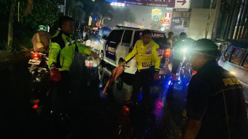 Kecelakaan lalu lintas di Jalan Raya Cileungsi-Jonggol, Cileungsi, Kabupaten Bogor, Jawa Barat. Foto: istimewa.