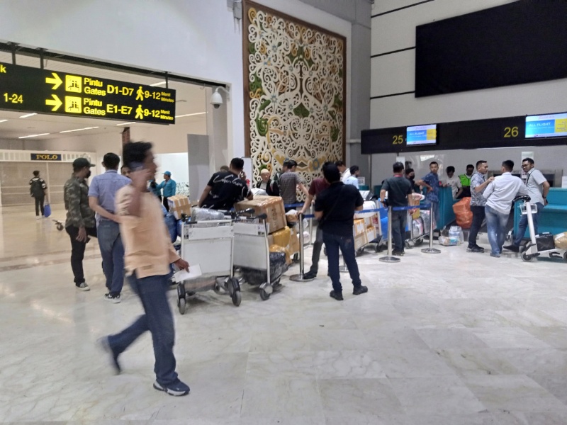 Layanan check in di Terminal 2D Bandara Soekarno-Hatta