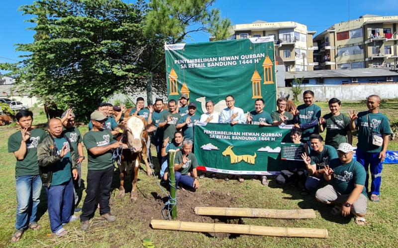 Pertamina Patra Niaga Regional Jawa Bagian Barat menyalurkan 136 hewan qurban kepada masyarakat. Foto:istimewa/PertamunaJBB