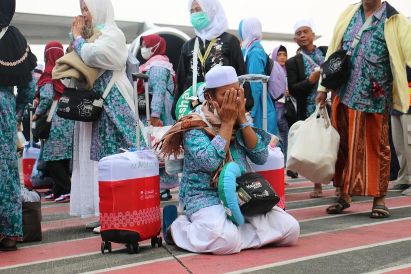 Jamaah haji di Bandara Juanda, Surabaya