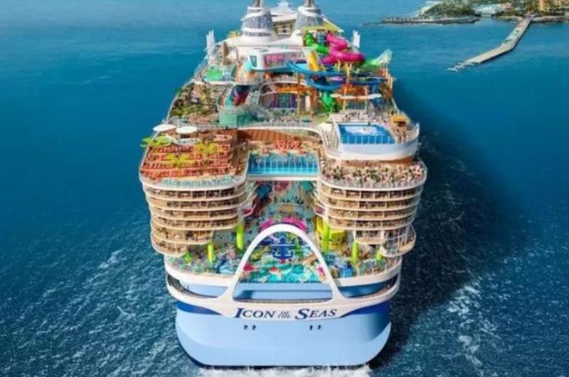 Kapal Pesiar Icon The Seas. (Royal Caribbean)