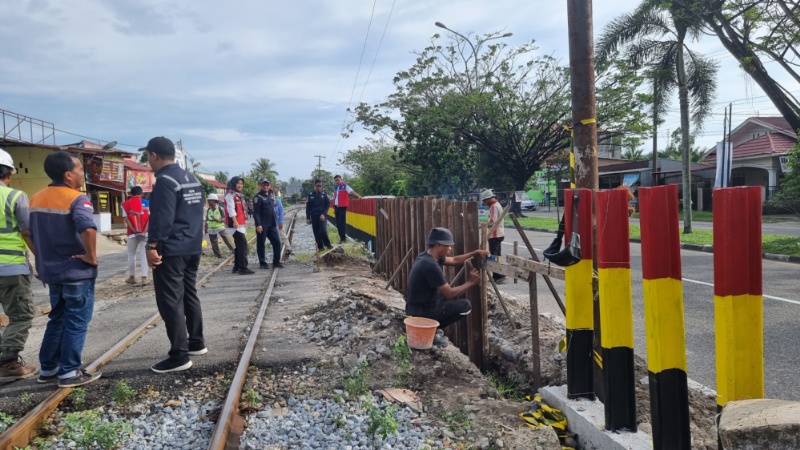 Perkintasan sebidang kereta api