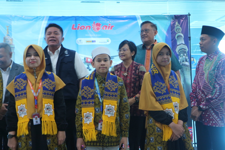 Pelepasan jemaah umrah dari Bandara SMB II Palembang