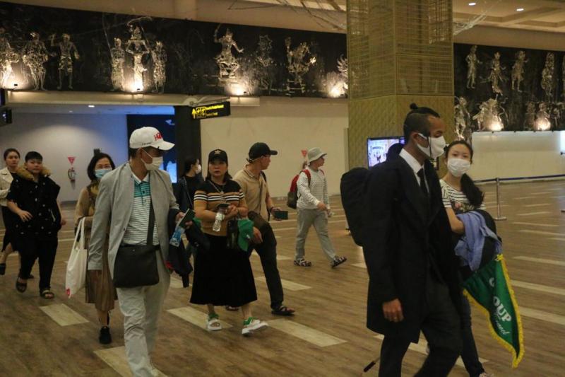 Pengguna jasa penerbangan di Bandara