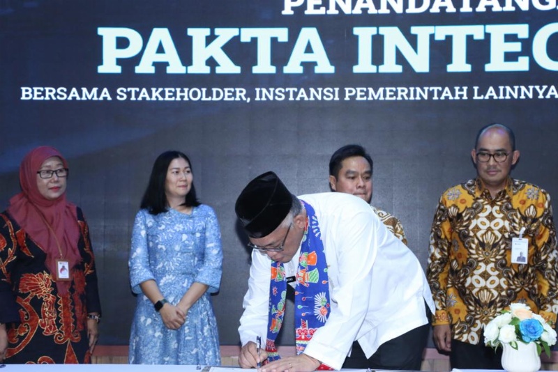 Penandatanganan Pakta Integritas 