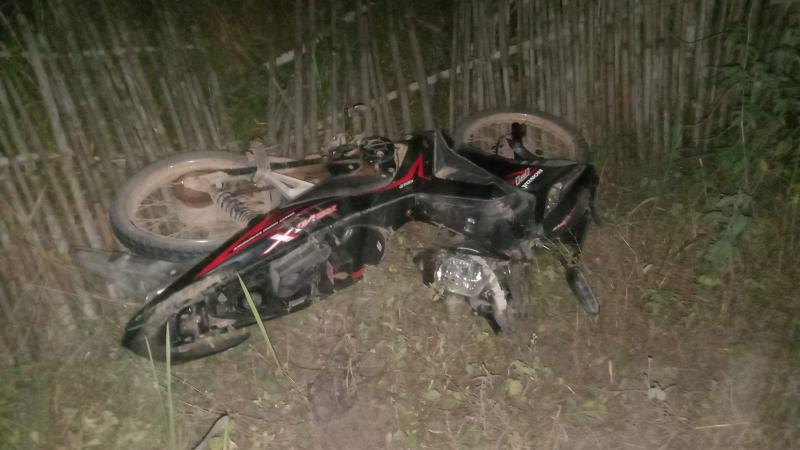 Pengendara motor tewas tertabrak kereta api saat melintasi jalan dari arah Prabumulih menuju Baturaja, Kamis (7/9/2023) malam.