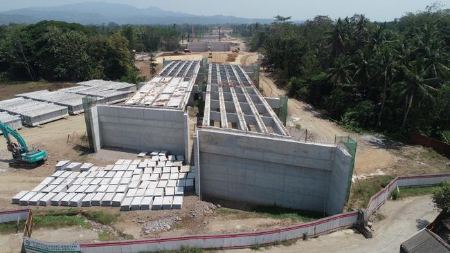 Proyek Jalan Tol Jogja-Bawen. Foto diunggah Kamis (7/9/2023). Foto: Dok PT JJB