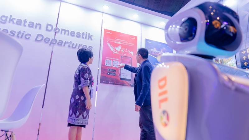 Presdir Angkasa Pura II saat paparan di booth AP II Hub Space