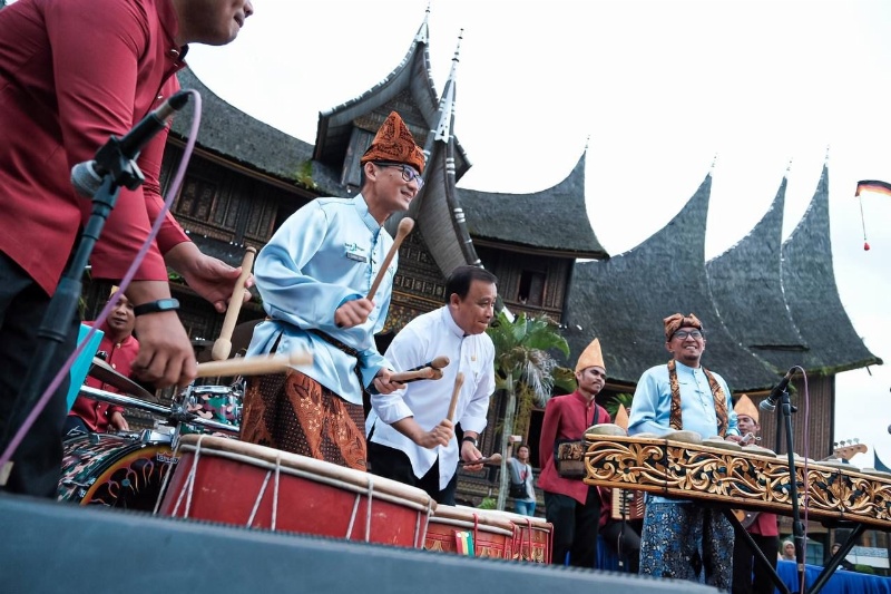 Menparekraf Sandiaga Uno di Festival Pesona Minangkabau