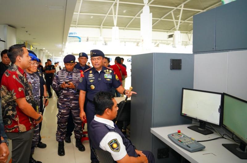 Kementerian Kelautan dan Perikanan (KKP) memperketat pengawasan terhadap penyelundupan Benih Bening Lobster (BBL) di tiga Bandara Internasional Indonesia.