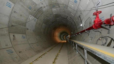 Proyek MRT Fase 2A di Stasiun Monas, Jumat (15/12/2023). (Lukas - Biro Pers Sekretariat Presiden)