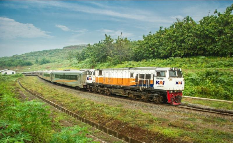 Kereta api jarak jauh. (Foto/dok.KAI)