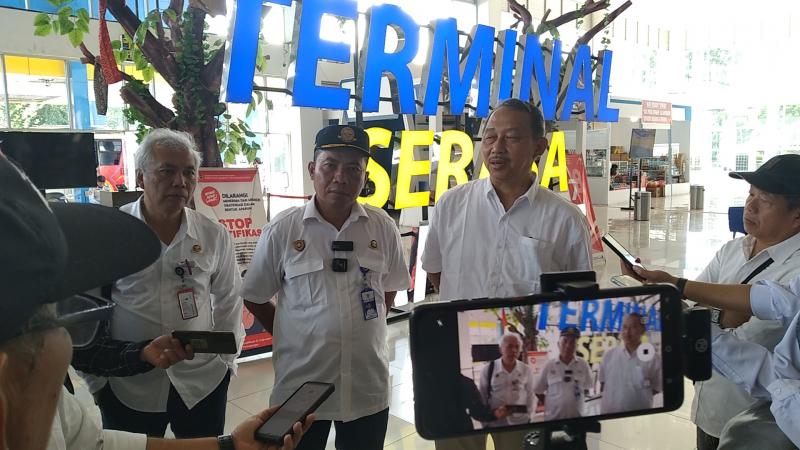 Kunjungan kerja Sesditjen Hubdat bersama Kepala BPTD kelas II Manado dan Pengamat Transportasi di Terminal Tangkoko, Sulawesi Utara, Foto:istimewa/BeritaTrans/ahmad