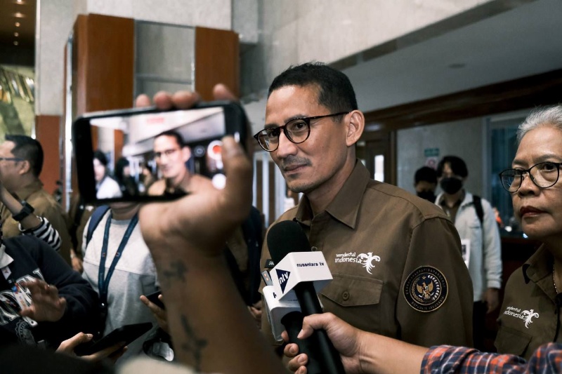 Menparekraf Sandiaga Uno di Gedung DPR