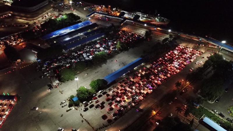 Suasana di penyeberangan Merak-Bakauheni