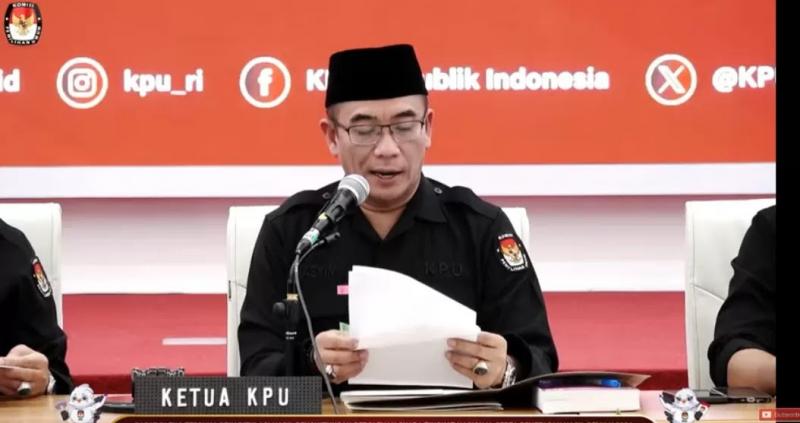 Ketua KPU RI Hasyim Asy`ari saat konferensi pers di Gedung KPU, Jakarta Pusat, pada Rabu (20/3/2024).