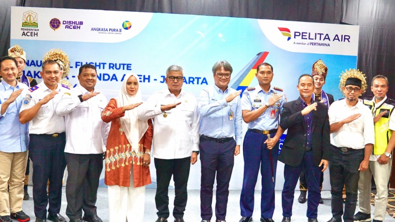 Peresmian terbang perdana Pelita Air Jakarta-Aceh