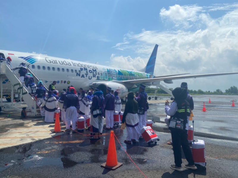 Calon Jemaah Haji dari Bandar Lampung di Bandara Radin Inten II 