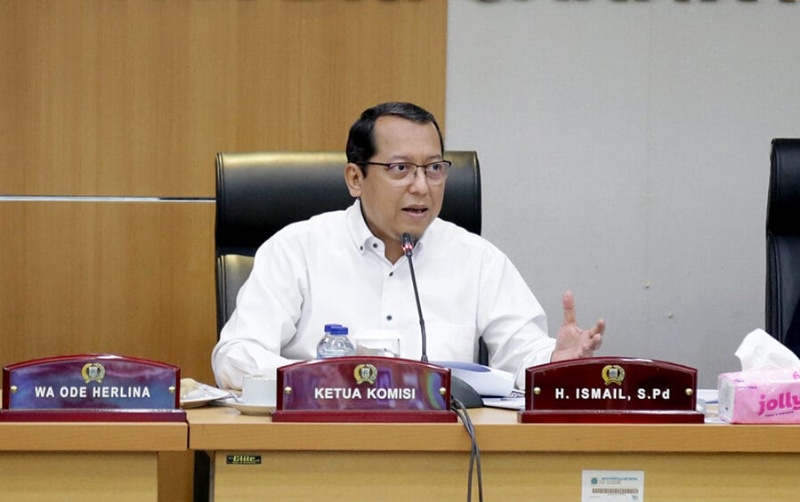 Anggota Komisi B DPRD DKI