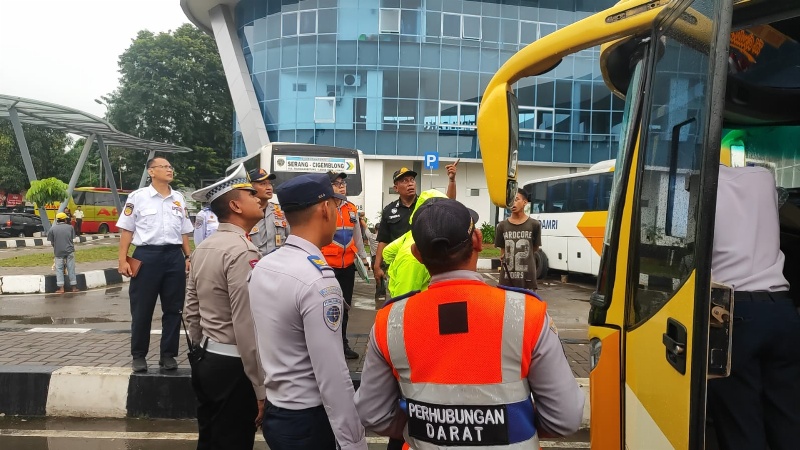 Pemeriksaan kelaikan bus