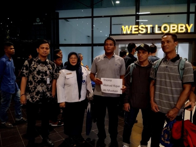 Ketibaan 3 ABK korban kapal tenggelam di Bandara Soetta