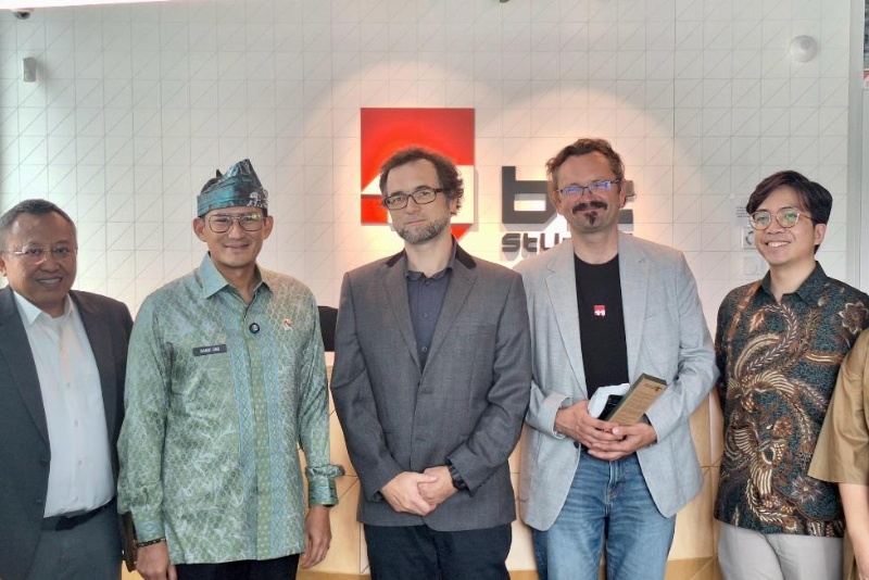 Menparekraf mendampingi Kememlu saat pertemuan dengan pemerintah Afrika