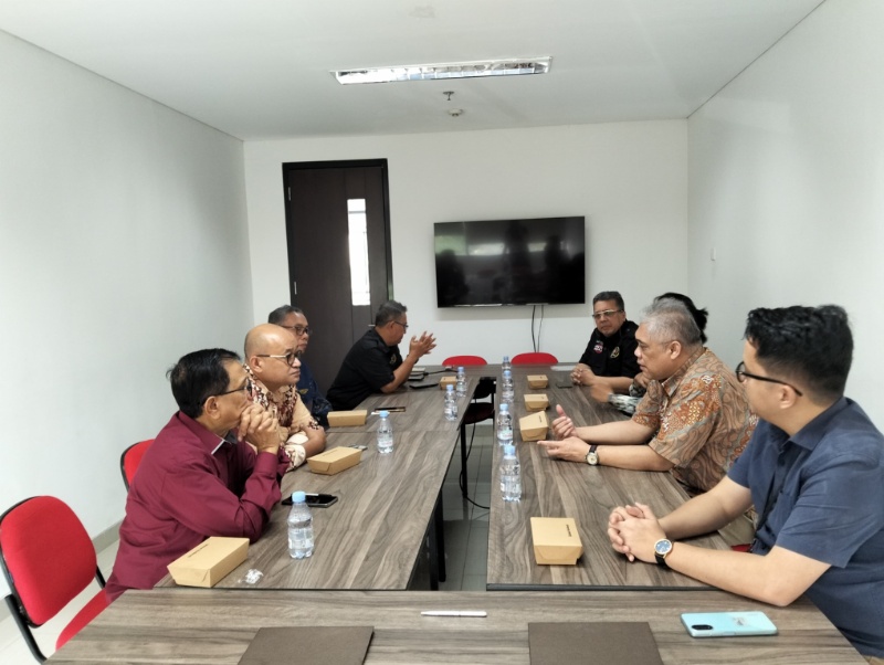 Pertemuaj PWI Pusat dan UPJ di Bintaro