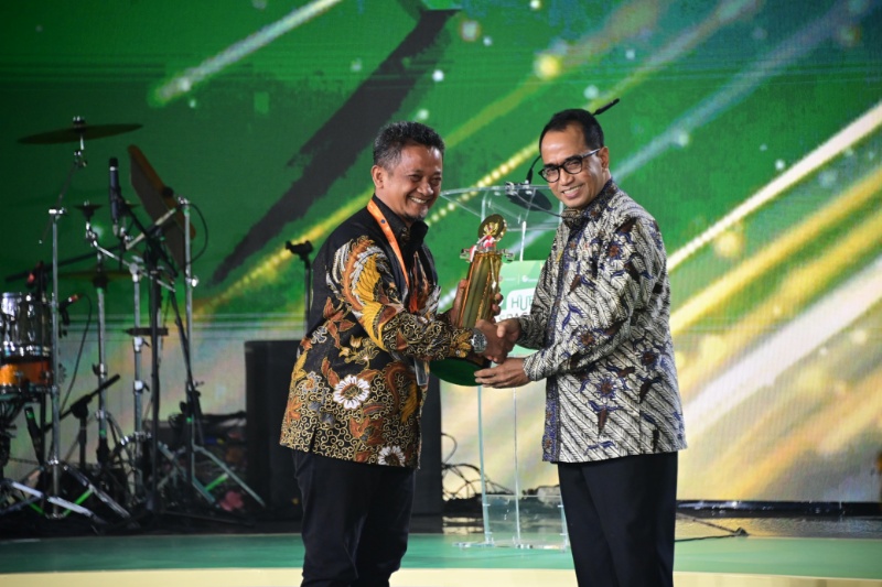 Menhub beri penghargaan pada salah satu Pemda