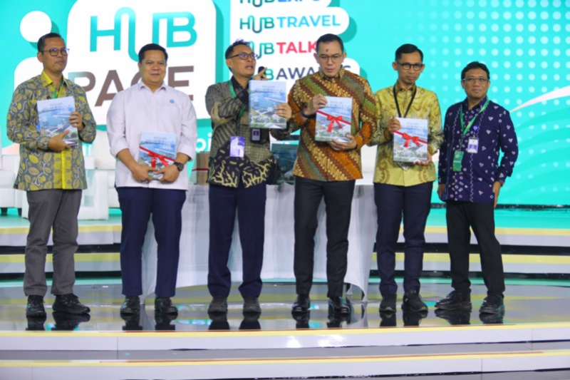 Pekuncuran Buku 