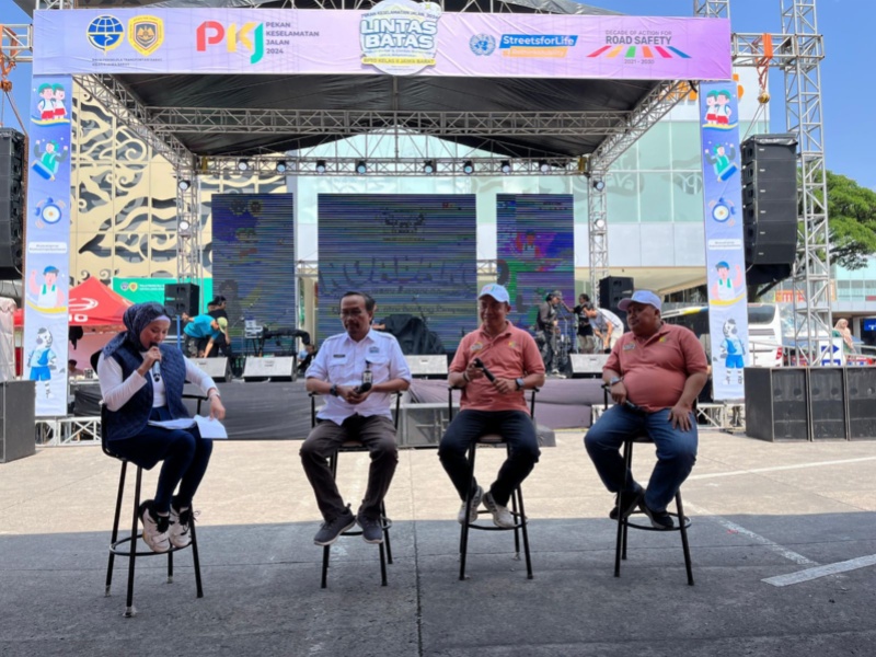 Paparan pentingnya keselamatan jalan