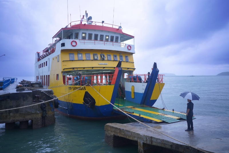 Layanan penyeberangan ASDP