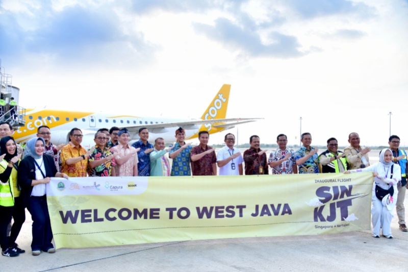 Penyambutan penetbangan perdana Scoot rute Singapura-Kertajati