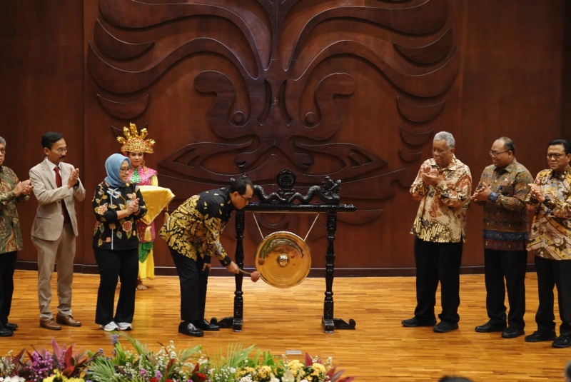 Pembukaan Seminar di UI Depok