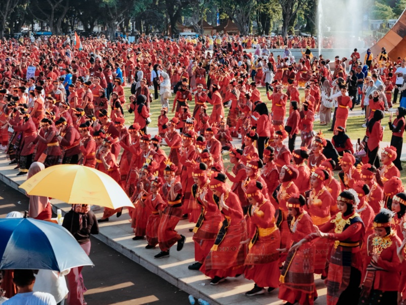 Tari Manortor diikuti 5.000 penari di TMII