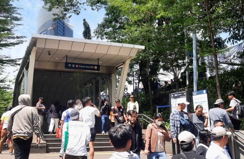 Stasiun MRT Dukuh Atas BNI pada saat pelantikan presiden terpilih yang baru, Ahad (20/10/2024).