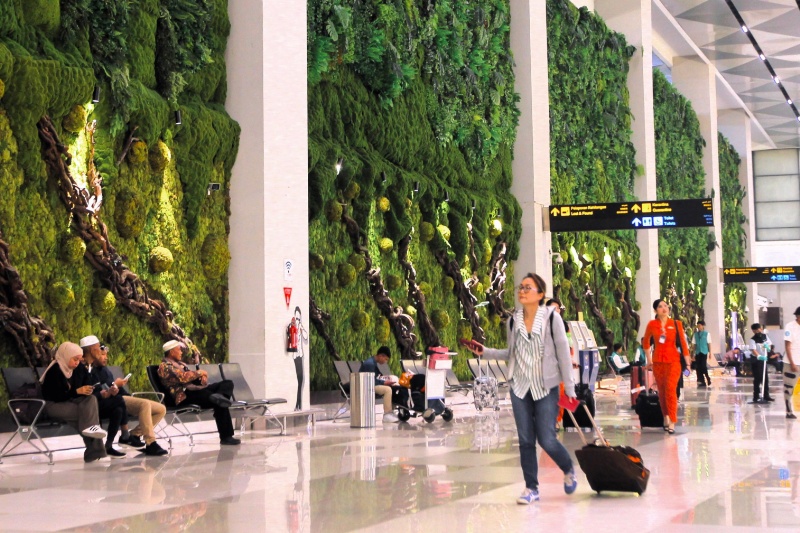 Suasana di Bandara Angkasa Pura Indonesia