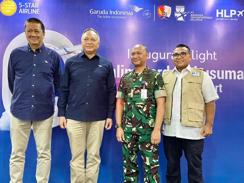 Peresmian penerbangan perdana Garuda di Bandara Halim