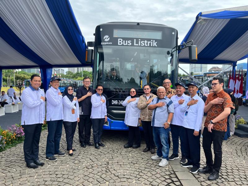 Peluncuran 90 unit Bus DAMRI Baru di Monas. Foto istimewa/DAMRI 