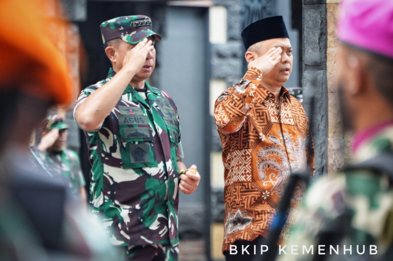 Menhub dan Panglima TNI