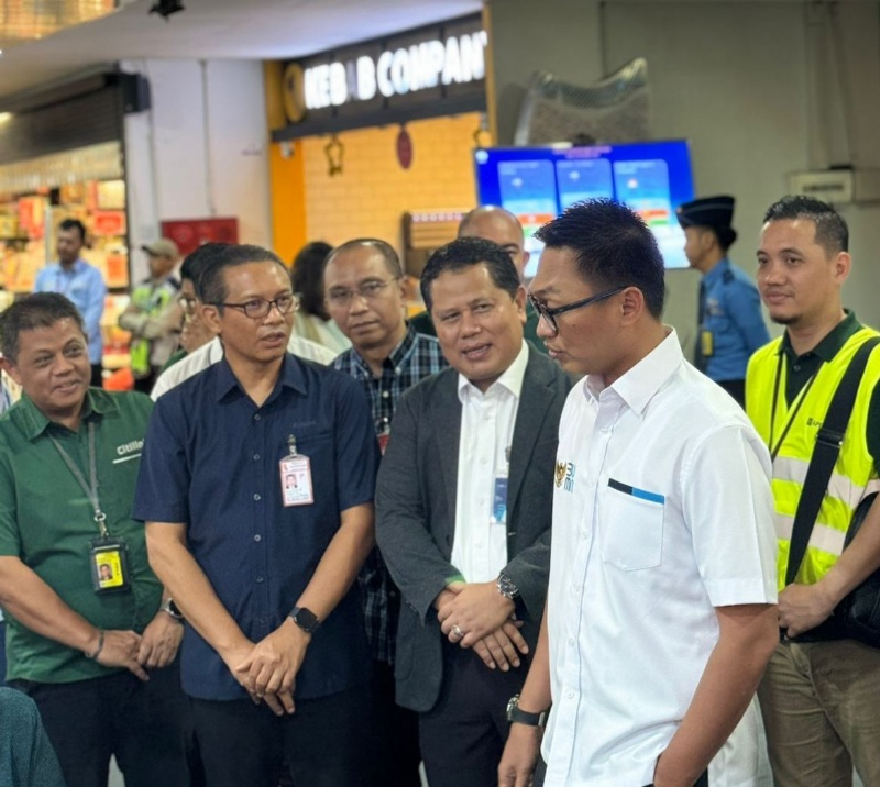 Wamen BUMN didampingi CEO Regional I API, Dirut Citilink, dan GM Bandara Halim