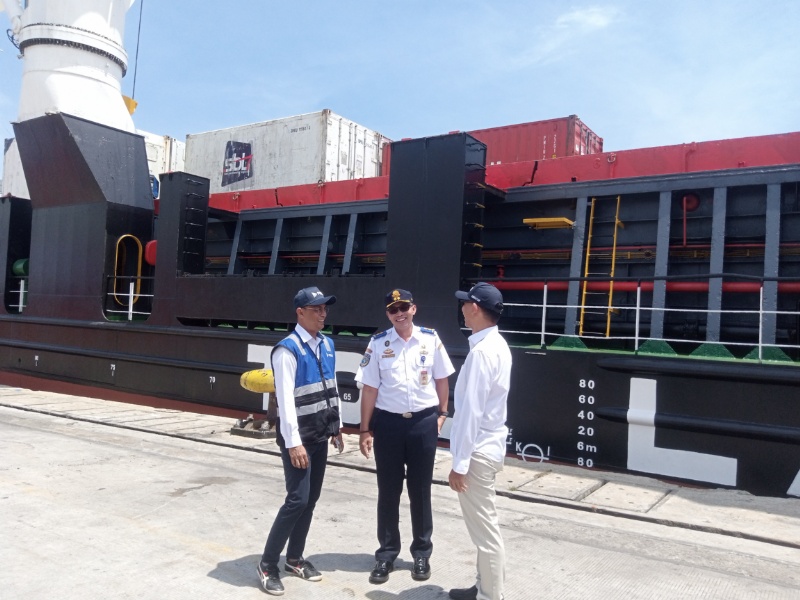 Direktur Pelni berbincang seputar Tol Laut bersama Kasubdit 3 Ditlala Kemenhub