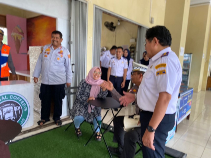 Kepala BPTD Jambi di Terminal